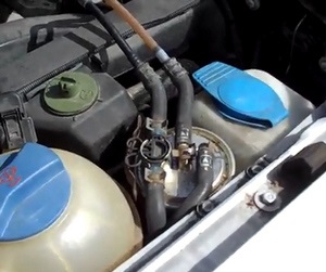 Változás az üzemanyagszűrő egy dízel autó - mit csinál autoremka - autó javítás