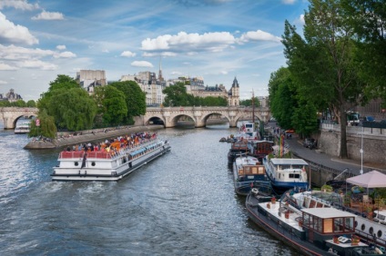 Paris át - múzeumi belépők, valamint utazás a tömegközlekedési Párizsban