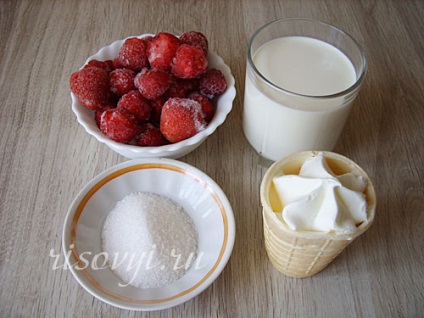 Receptek turmixot a turmixgép, a képek (tej) Receptek turmixot a turmix fotókkal