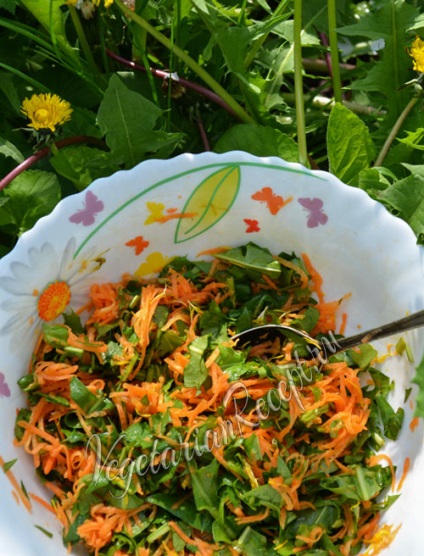 Gyermekláncfű saláta - egy recept egy fotó, egy nagyon egyszerű és finom