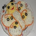 Karfiol saláta sajttal és paradicsom recept egy fotó