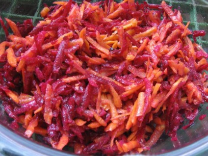 Saláta telén vörös cékla, paradicsom recept fotókkal