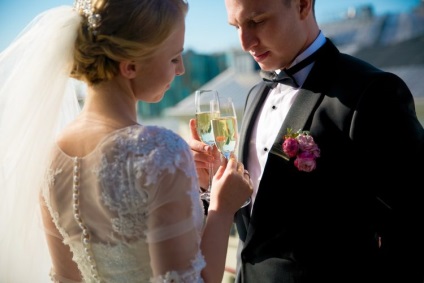 pirítós egy menyasszony egy esküvőn - Tippek példákkal