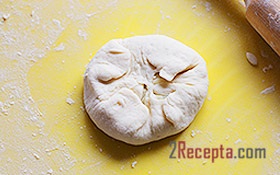Sült pogácsákat burgonyával és hagymával - lépésről lépésre recept fotók