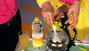 12 eszköz tisztítására vízkő a teáskannák eszközök, módszerek, ajánlások féle bábuk (védelem a skála) 12 eszköz tisztítására vízkő a teáskannák eszközök, módszerek, ajánlások féle bábuk