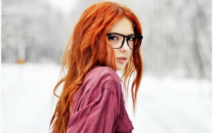 Mit vegyek fel a vörös hajú lányok divat ötletek, alapvető színkombinációk, pulson