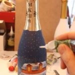 Decoupage új 2017 üveg pezsgőt, gyertyát, tányérok