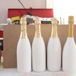Decoupage új 2017 üveg pezsgőt, gyertyát, tányérok