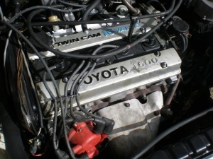 Motor TOYOTA 4a-ge öt generáció 16v és 20v (piros top, ezüst fel, fekete felső)