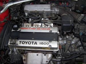 Motor TOYOTA 4a-ge öt generáció 16v és 20v (piros top, ezüst fel, fekete felső)