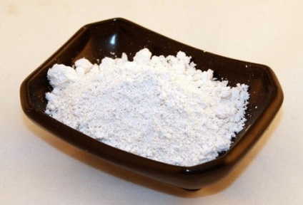 Fehér kaolin agyag, hogy mit és hogyan kell alkalmazni (fehér) Clay White kaolin, hogy mit és hogyan kell alkalmazni