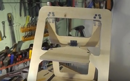 Hogyan készítsünk összecsukható szék rétegelt lemez - találmány