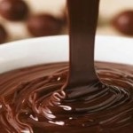 Hogyan terjed a csokoládétorta, sütemény receptek