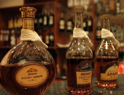 Hogyan válasszuk ki a valódi örmény brandy, ha vásárol