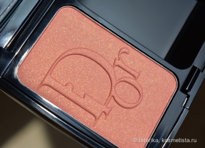 Gyönyörű és engedelmes pirosító Dior diorblush poudre couleur vibrante emelkedett Cherie 756 vélemény