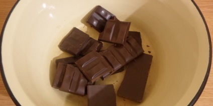 Így csokoládétorta és gyümölcsök, és egy fotót az eredeti dekoráció saját kezűleg (gyümölcs) Így csokoládétorta és gyümölcsök, és egy fotót az eredeti dekoráció saját kezűleg