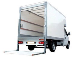 Szállítás, árufuvarozás autó Hydrolift (tail lift), foglaljon egy autó Hydrolift (gépi Hydrolift (tail lift)) Szállítás, árufuvarozás autó Hydrolift (tail lift), foglaljon egy autó Hydrolift