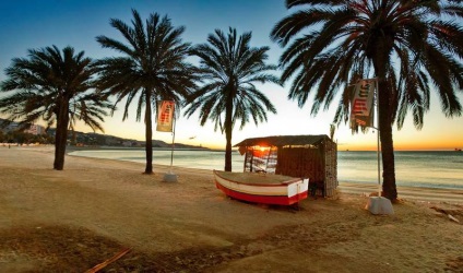 La Malagueta Beach (Playa de la Malagueta) leírása és képek