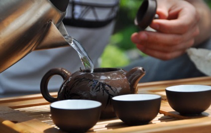 Növeli vagy csökkenti a nyomást a zöld tea