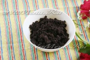 Roll mákos kelt tészta recept fényképpel (recept) Roll mákos kelt tészta, a recept egy fotót