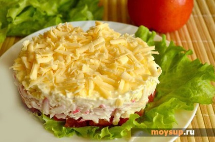 Saláta Tarisznyarák, paradicsom és sajt - a mágikus íz
