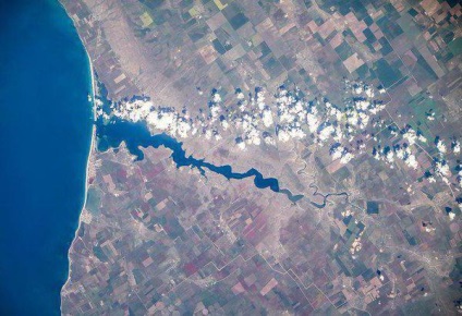 A legnagyobb tavak Krím név, fotó