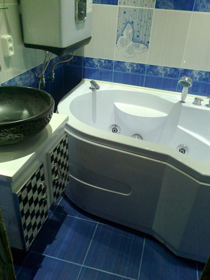 Blue fürdő design, színek kombinációja, valós fotó (fürdő) Blue fürdő design, színek kombinációja, valódi fotók