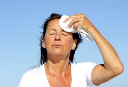 tünetek (a tünetek) Sunstroke napszúrás tünetei