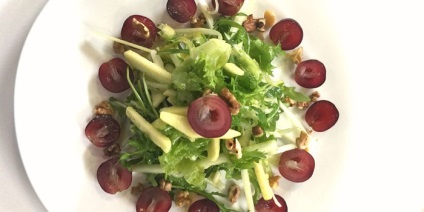 Waldorf saláta - lépésről lépésre receptek képekkel klasszikus variáció zelleres