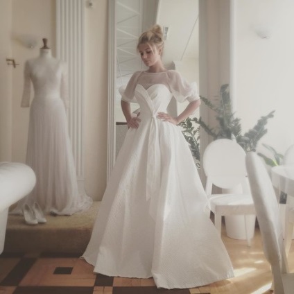 Anna Shulgin izgatott rajongók kép egy esküvői ruha (fotó) - Útmutató az