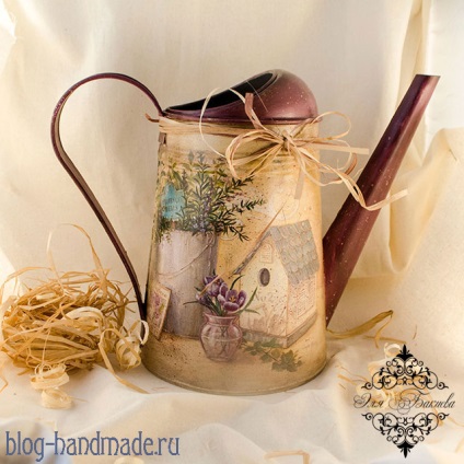 Decoupage locsolás kép - hogyan lehet egy szép dekorációt cracelures (fotó) Decoupage locsolás kép - hogyan lehet egy szép dekorációt cracelures