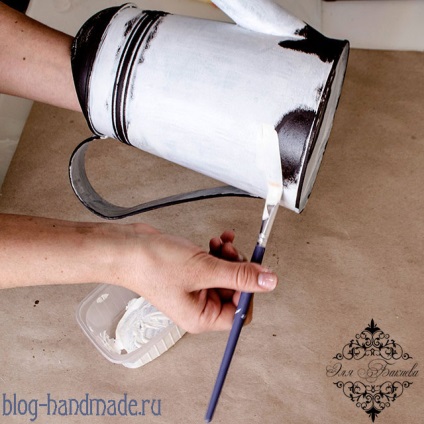 Decoupage locsolás kép - hogyan lehet egy szép dekorációt cracelures (do) Decoupage locsolás kép - hogyan lehet egy szép dekorációt cracelures