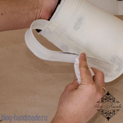 Decoupage locsolás kép - hogyan lehet egy szép dekorációt cracelures (fotó) Decoupage locsolás kép - hogyan lehet egy szép dekorációt cracelures