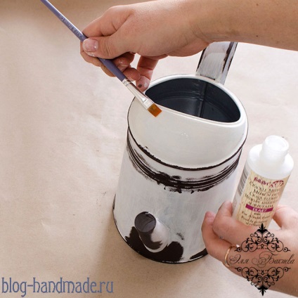 Decoupage locsolás kép - hogyan lehet egy szép dekorációt cracelures (locsolás) Decoupage locsolás kép - hogyan lehet egy szép dekorációt cracelures