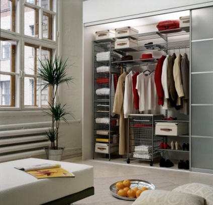Hogyan kell helyesen tervezni az öltözőben - kis méretű szekrény - tervezés lakás