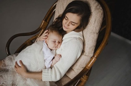 Hogyan kell tanítani a gyermeket (baby) átalussza az éjszakát Komarovka ajánlások