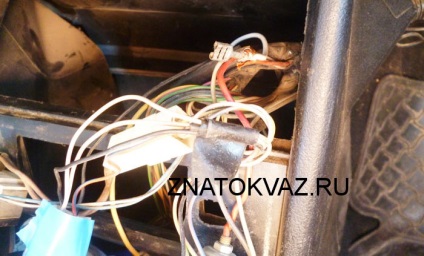 Hogyan készítsünk egy csomagtér nyitó 2107 saját kezűleg (2107) Hogyan készítsünk egy csomagtér nyitó 2107 saját kezűleg