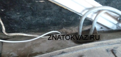 Hogyan készítsünk egy csomagtér nyitó 2107 saját kezűleg (trunk) Hogyan készítsünk egy csomagtér nyitó 2107 saját kezűleg