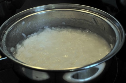 Hogyan kell főzni a paszta lisztből tapéta, hogyan kell főzni a tészta lisztből, vízből és keményítő