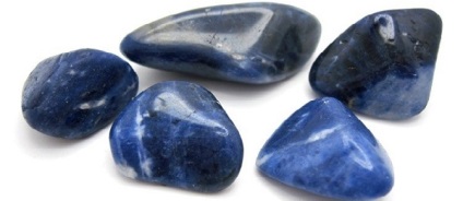 Камінь содаліт магічні властивості по знаку зодіаку