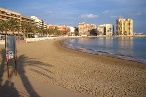 Az üdülőhely Torrevieja (Spanyolország) - dostoprimechtelnosti és strandok, szállodák és szabadidő valamit, hogy a városban