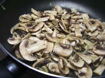 Pasta gombák, a férfiak főzés helyszínen - a legjobb receptek fotókkal
