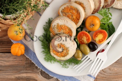 Roll makréla zöldségek és zselatin - lépésről lépésre recept fotókkal snack