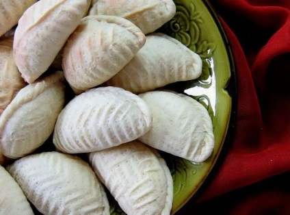Shekerbura azerbajdzsáni recept