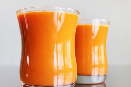 Juice turmixgépben sárgarépa, narancs, citrom - ital receptek, hogyan kell főzni