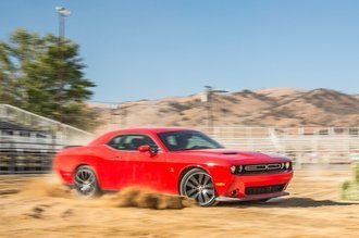 Tesztvezetés Camaro vs challenger vs Mustang mashinomaniya