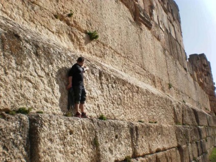 Baalbek - a rejtélyt egy elveszett civilizáció - vadon világ (Libanon) Baalbek - a rejtélyt egy elveszett civilizáció - vadon világ
