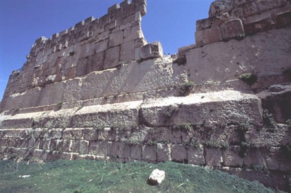 Baalbek - a rejtélyt egy elveszett civilizáció - vadon világ (több mint 1000 tonna) Baalbek - a rejtélyt egy elveszett civilizáció - vadon világ
