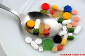 A különböző vitaminok étrend-kiegészítők, családi gyógyszert