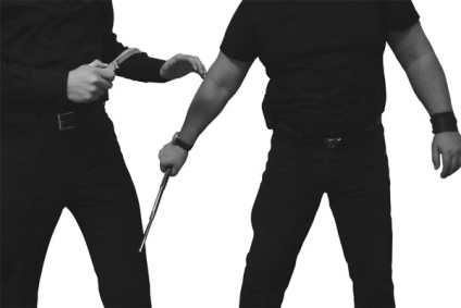 Baton - kemény megrendelőkönyv (gumibot) Baton - kemény megrendelőkönyv